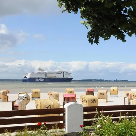 Tolle Ferienwohnung Mit Meerblick - Fördeblick 50 Laboe